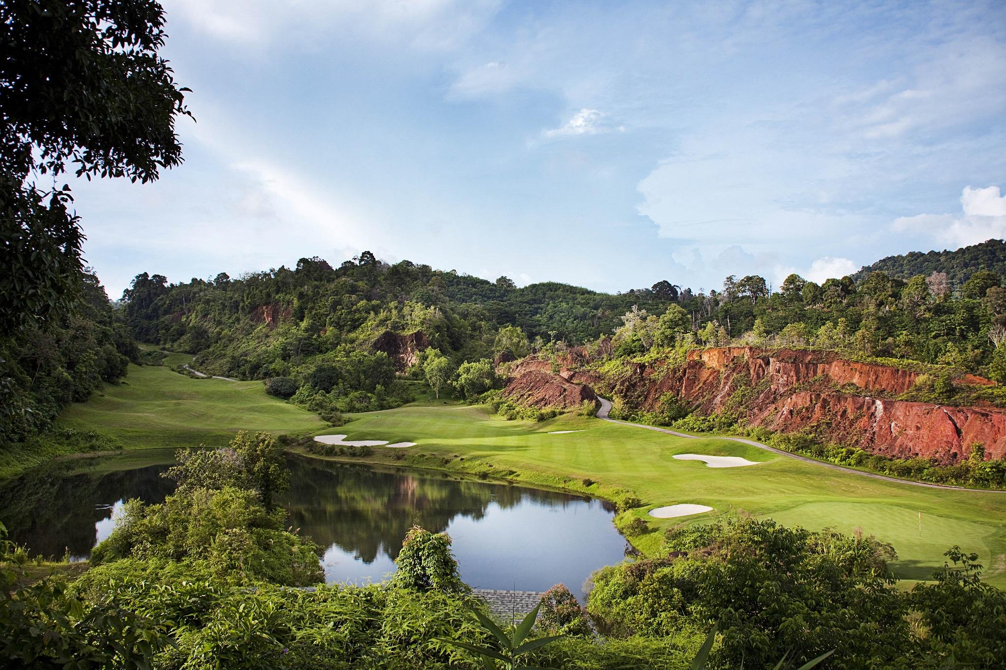 Tinidee Golf Resort Phuket - Sha Extra Plus Kathu Eksteriør bilde