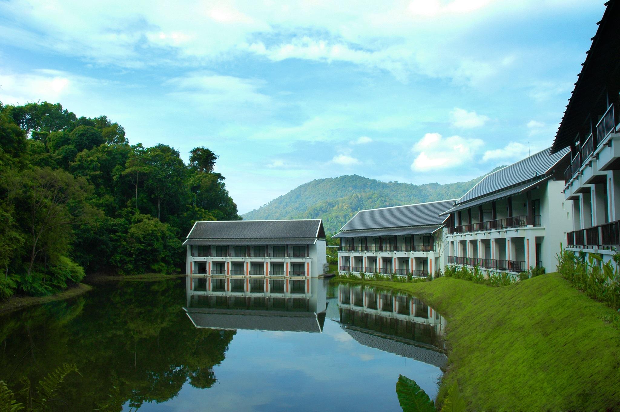 Tinidee Golf Resort Phuket - Sha Extra Plus Kathu Eksteriør bilde