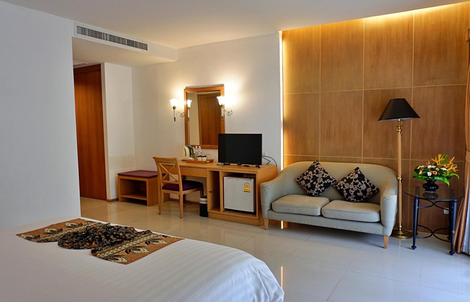 Tinidee Golf Resort Phuket - Sha Extra Plus Kathu Eksteriør bilde