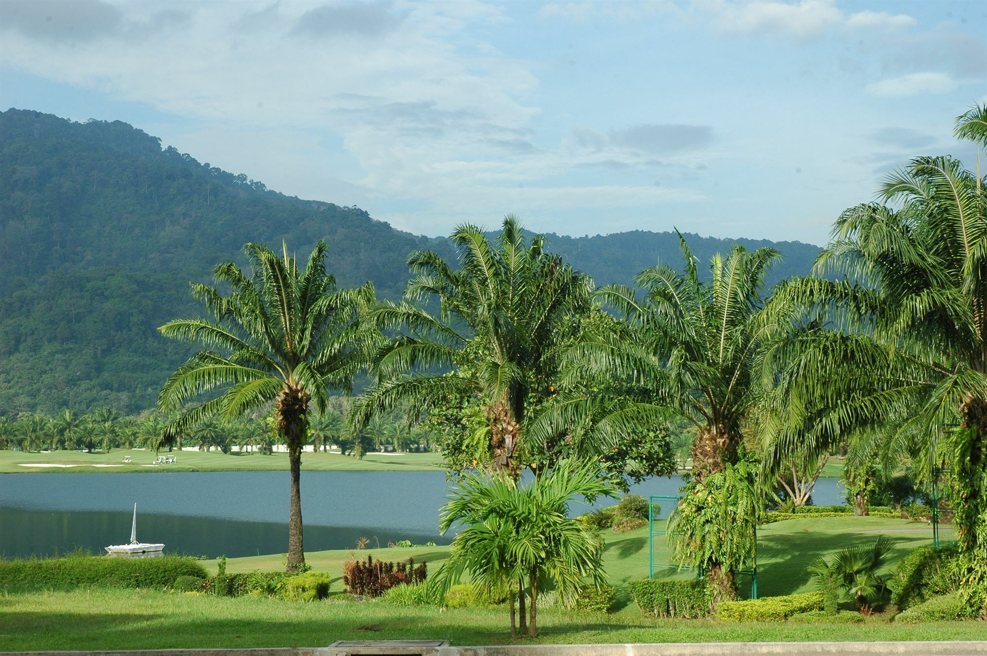 Tinidee Golf Resort Phuket - Sha Extra Plus Kathu Eksteriør bilde